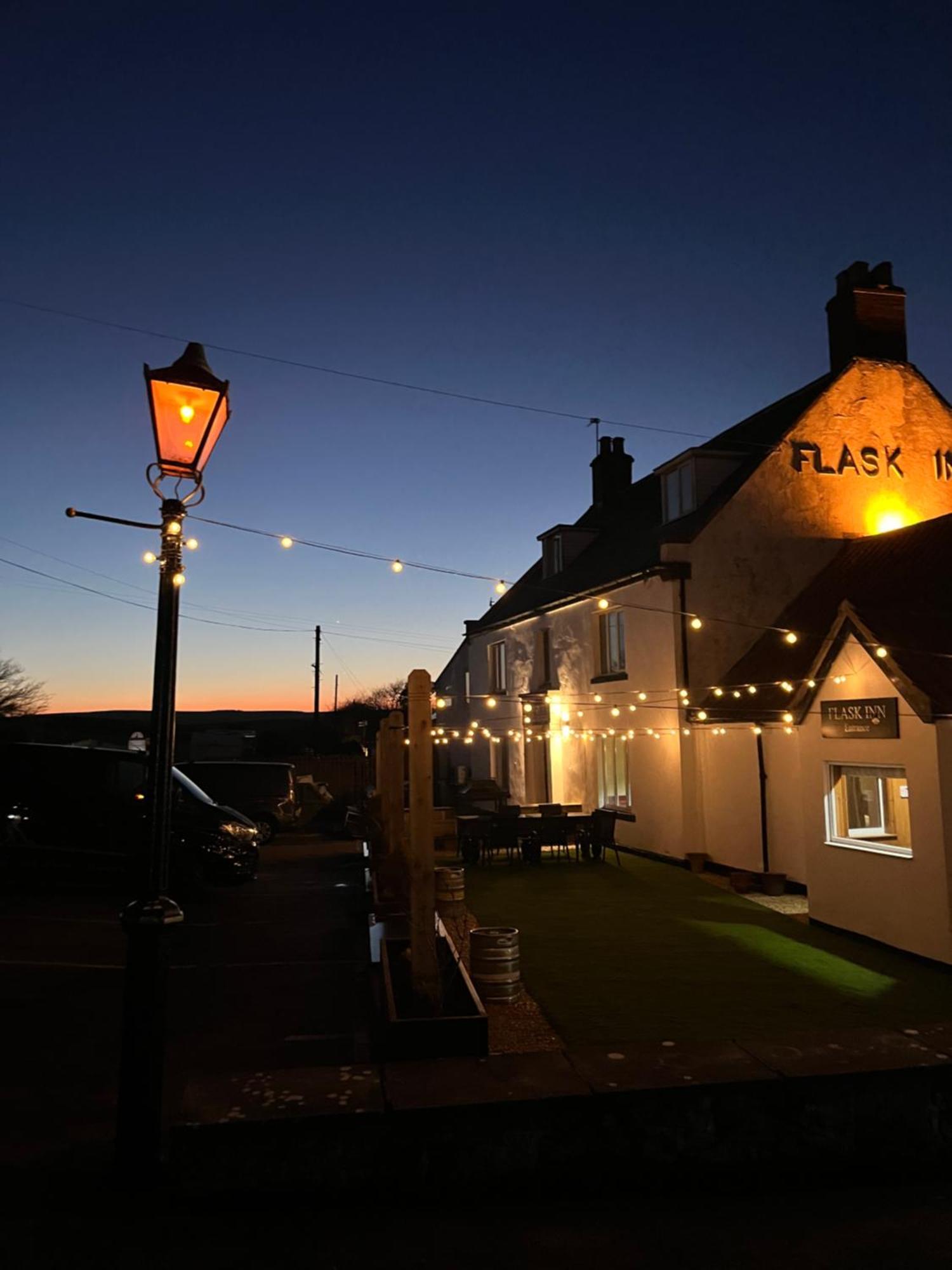 The Flask Inn, Fylingdales, Whitby Экстерьер фото